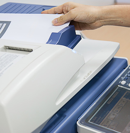 Utilizando fotocopiadora